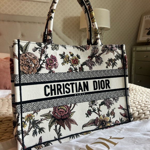Dior Limited Edition Book Tote - Picture 2 of 9